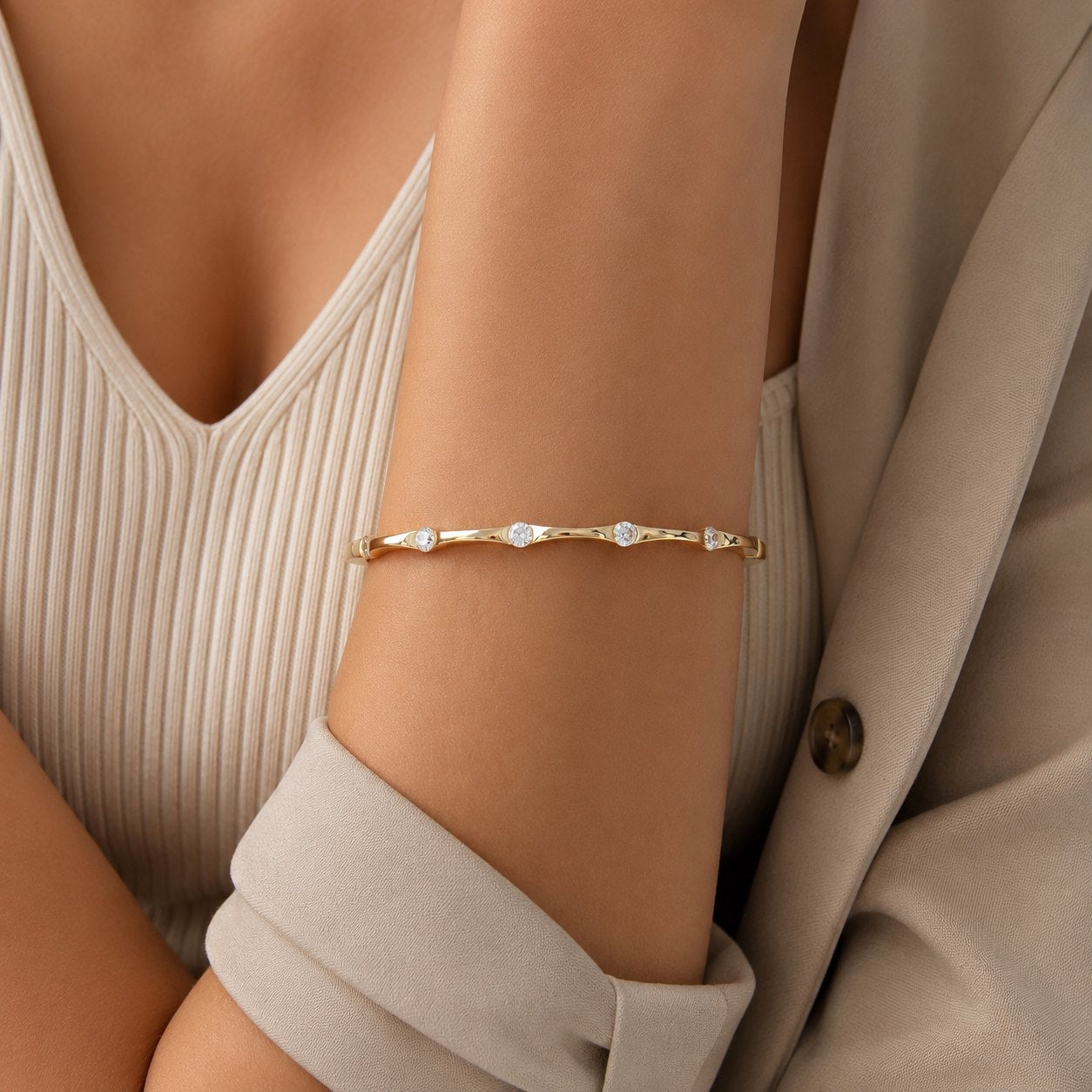 Marquise Station Bangle