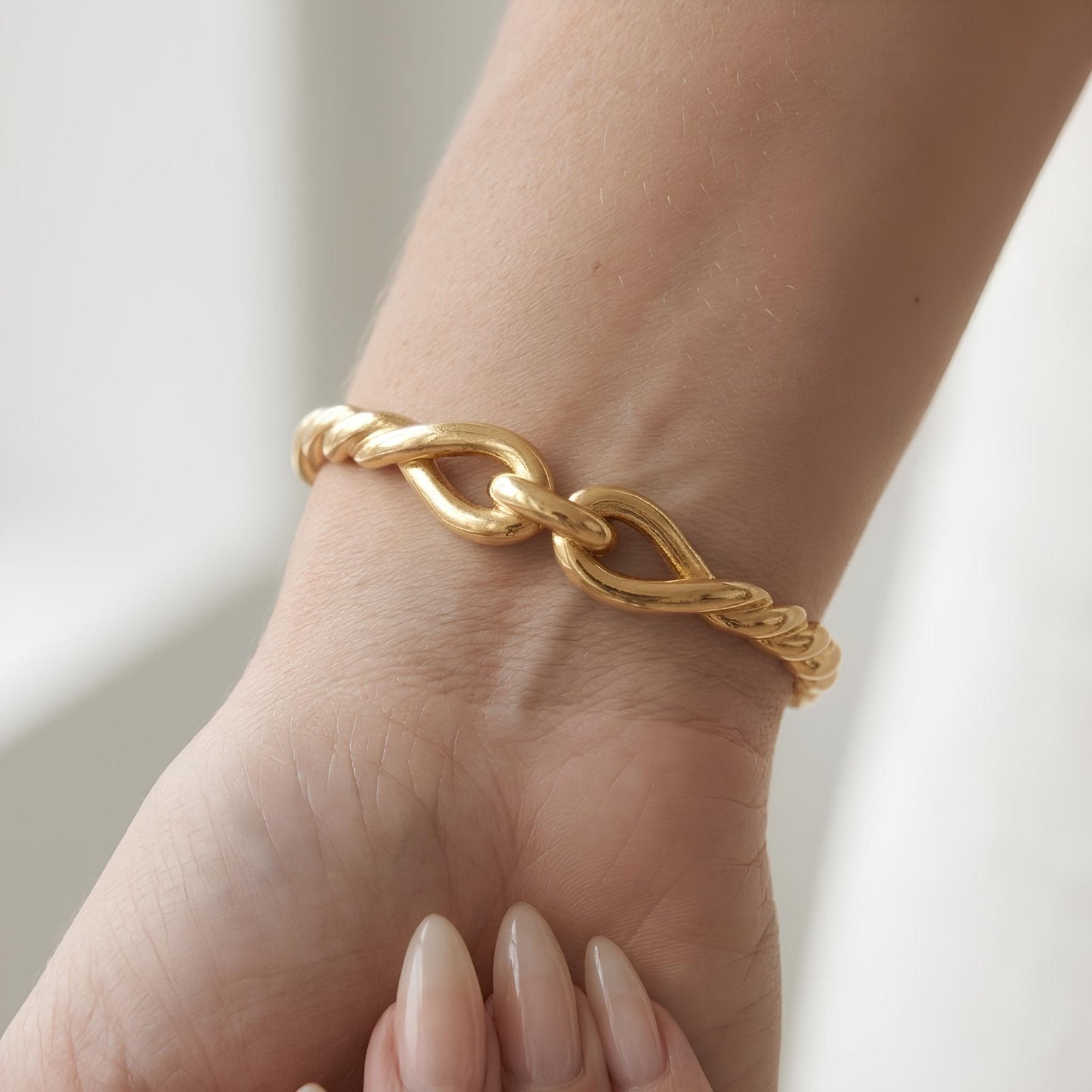 Twisted Rope Knot Bangle