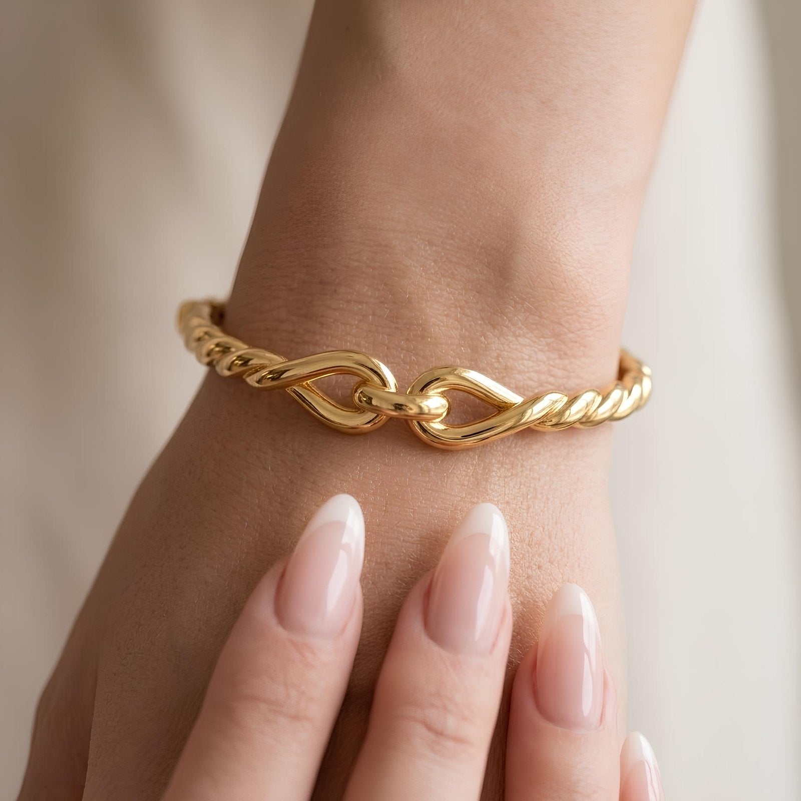 Twisted Rope Knot Bangle
