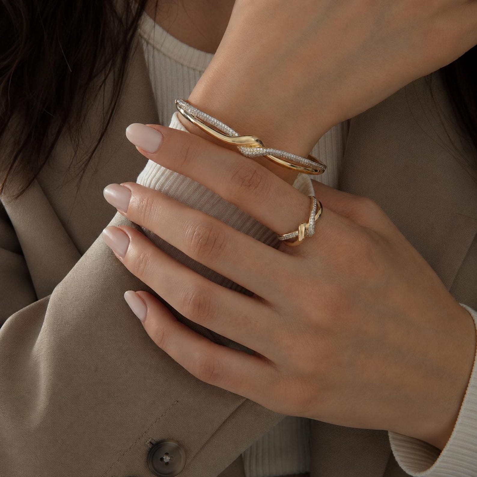 Twist Pave Ring