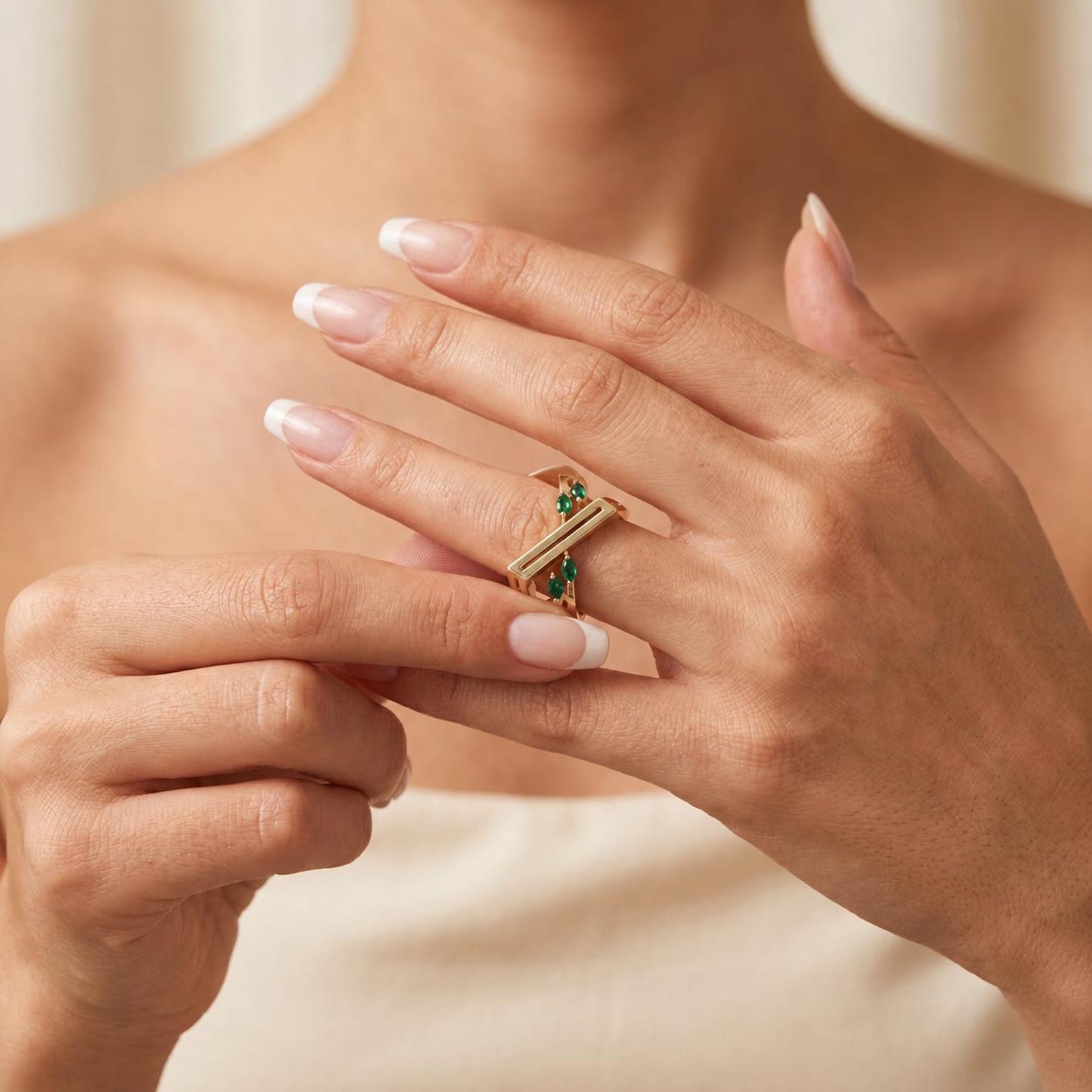 Emerald Bar Ring