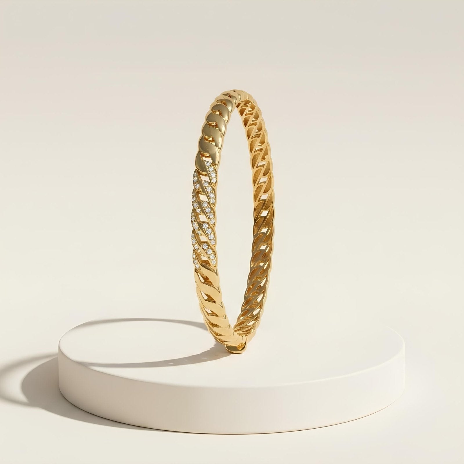 Curb Chain Bangle