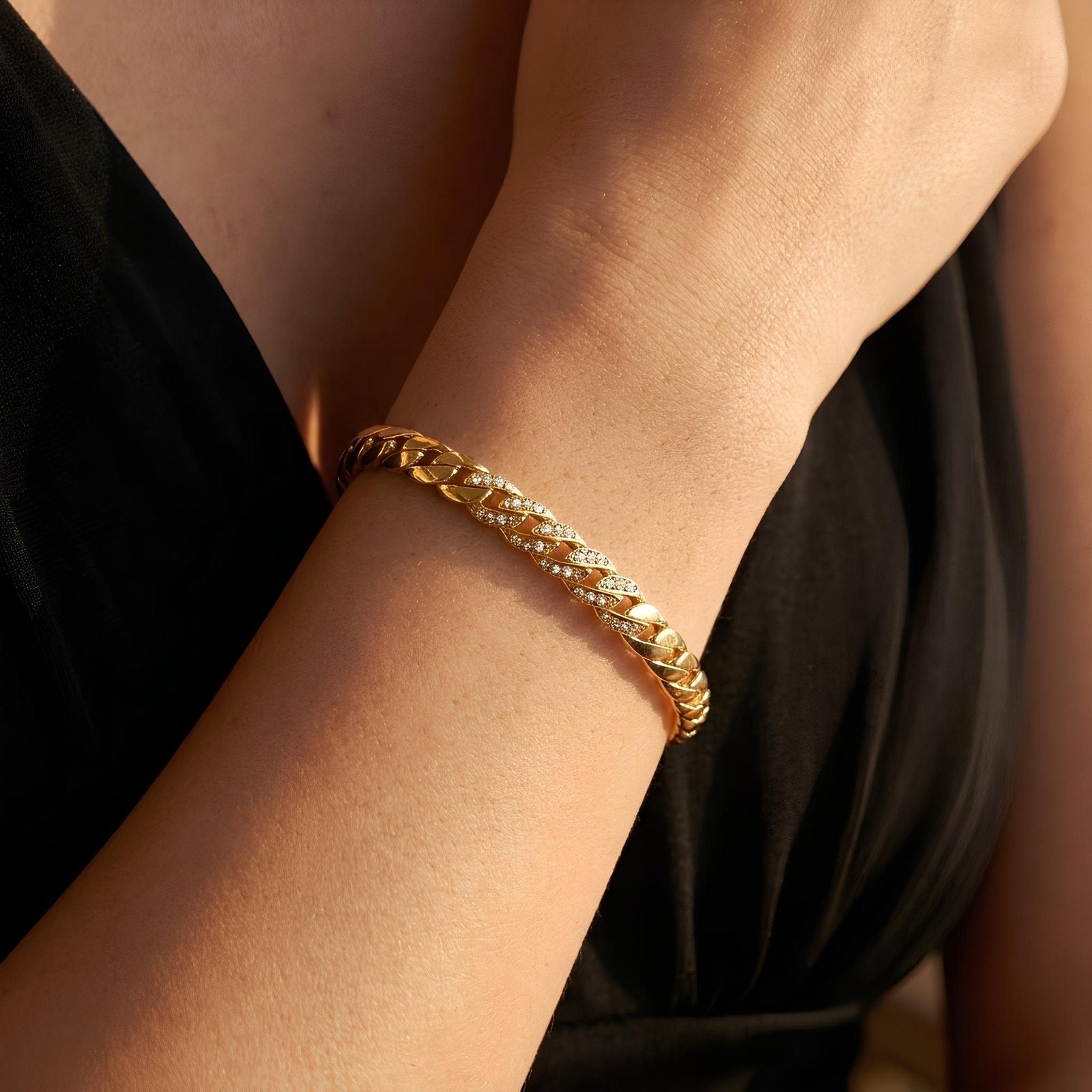 Curb Chain Bangle