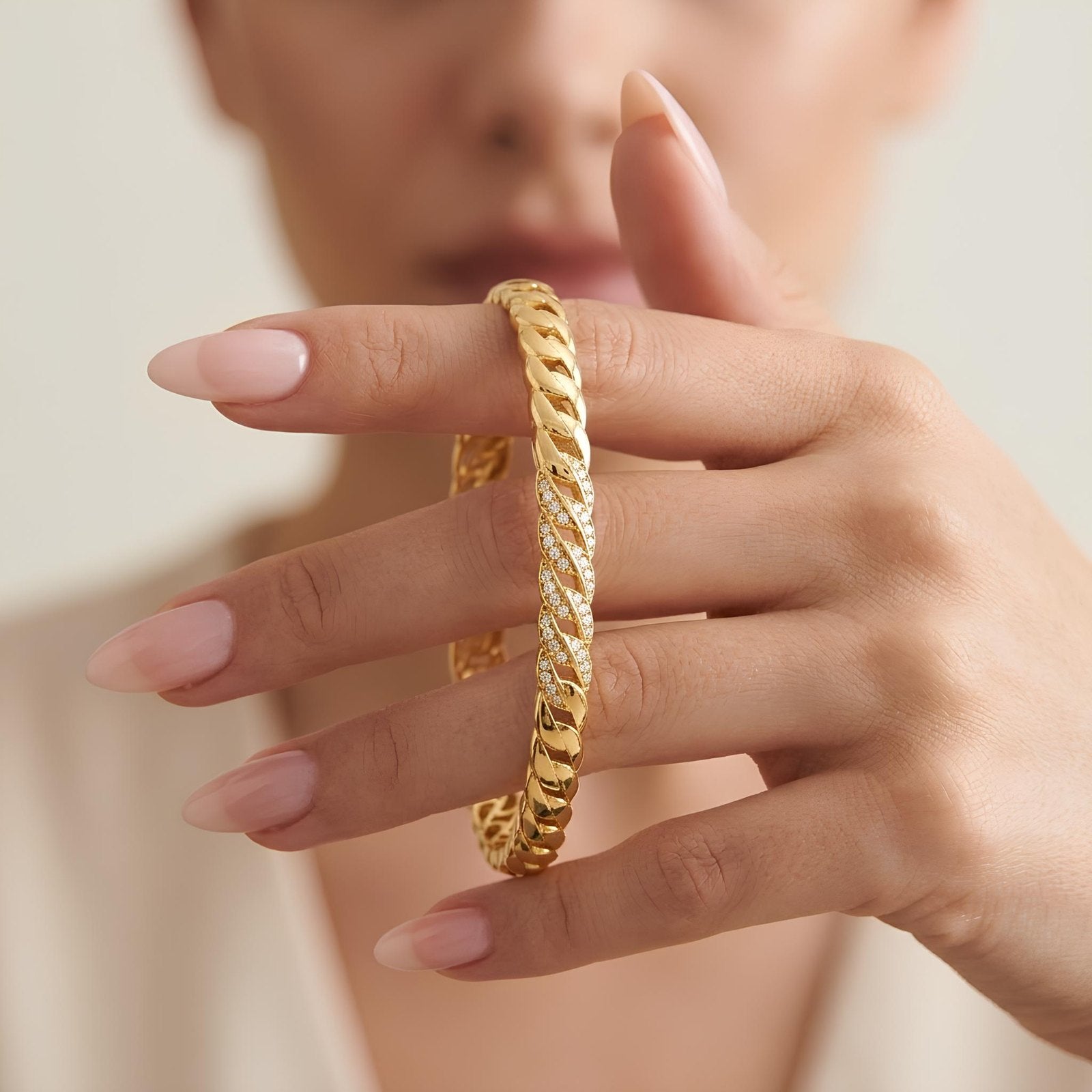 Curb Chain Bangle