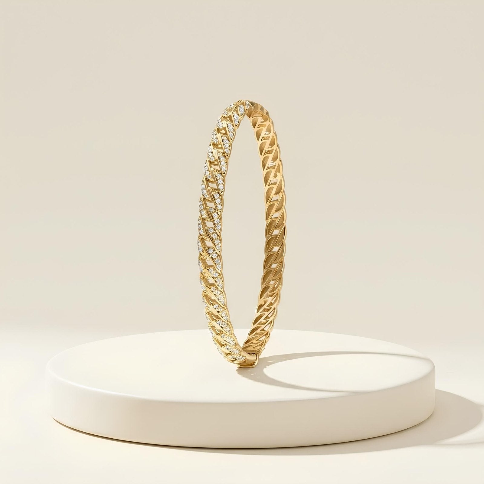 Pave Curb Chain Bangle