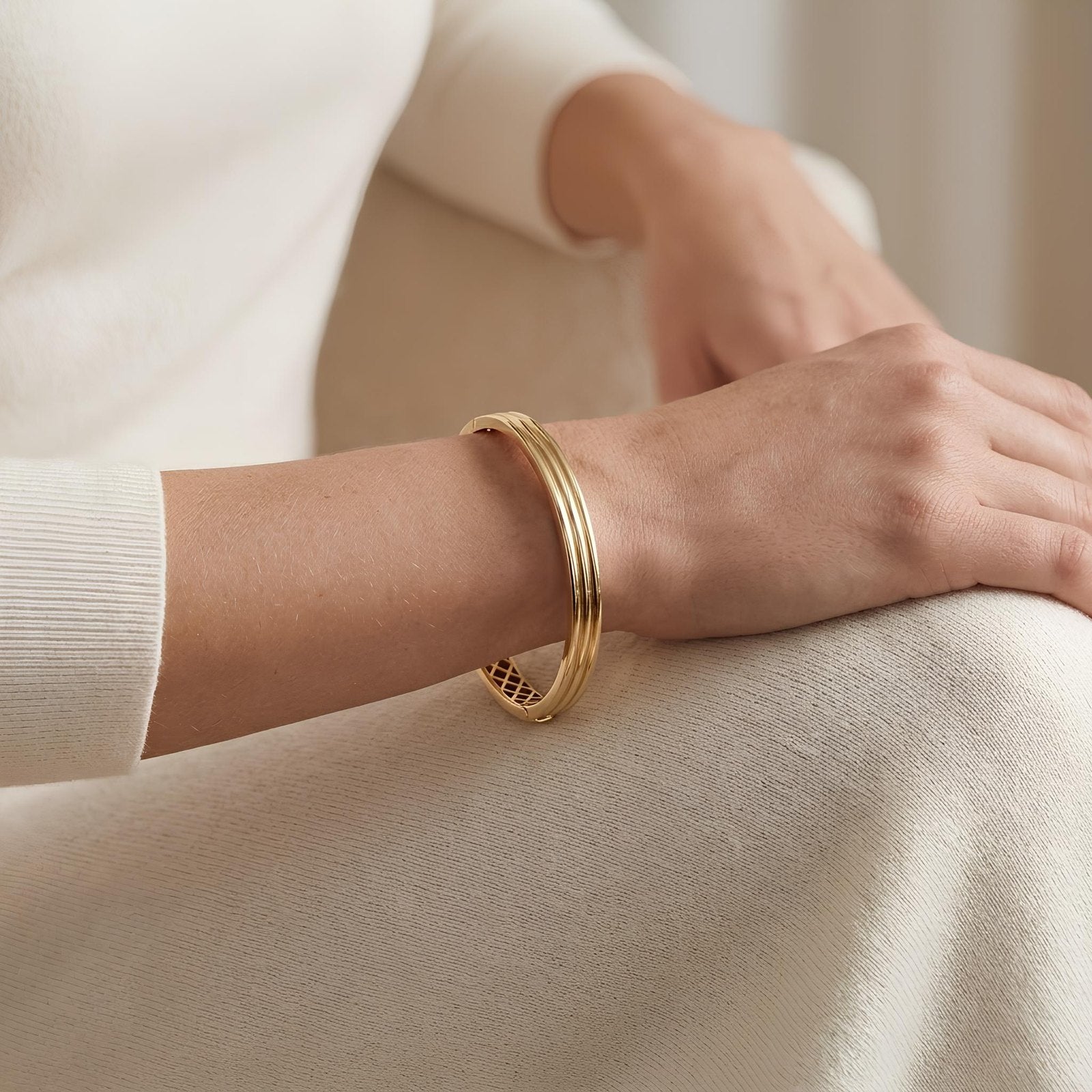 Ribbed Bangle