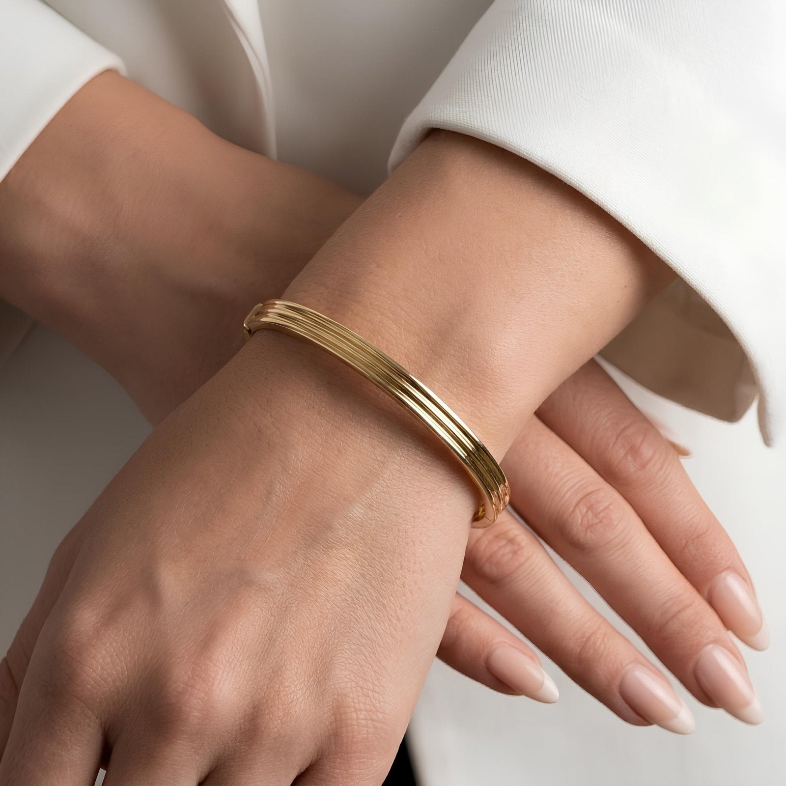 Ribbed Bangle