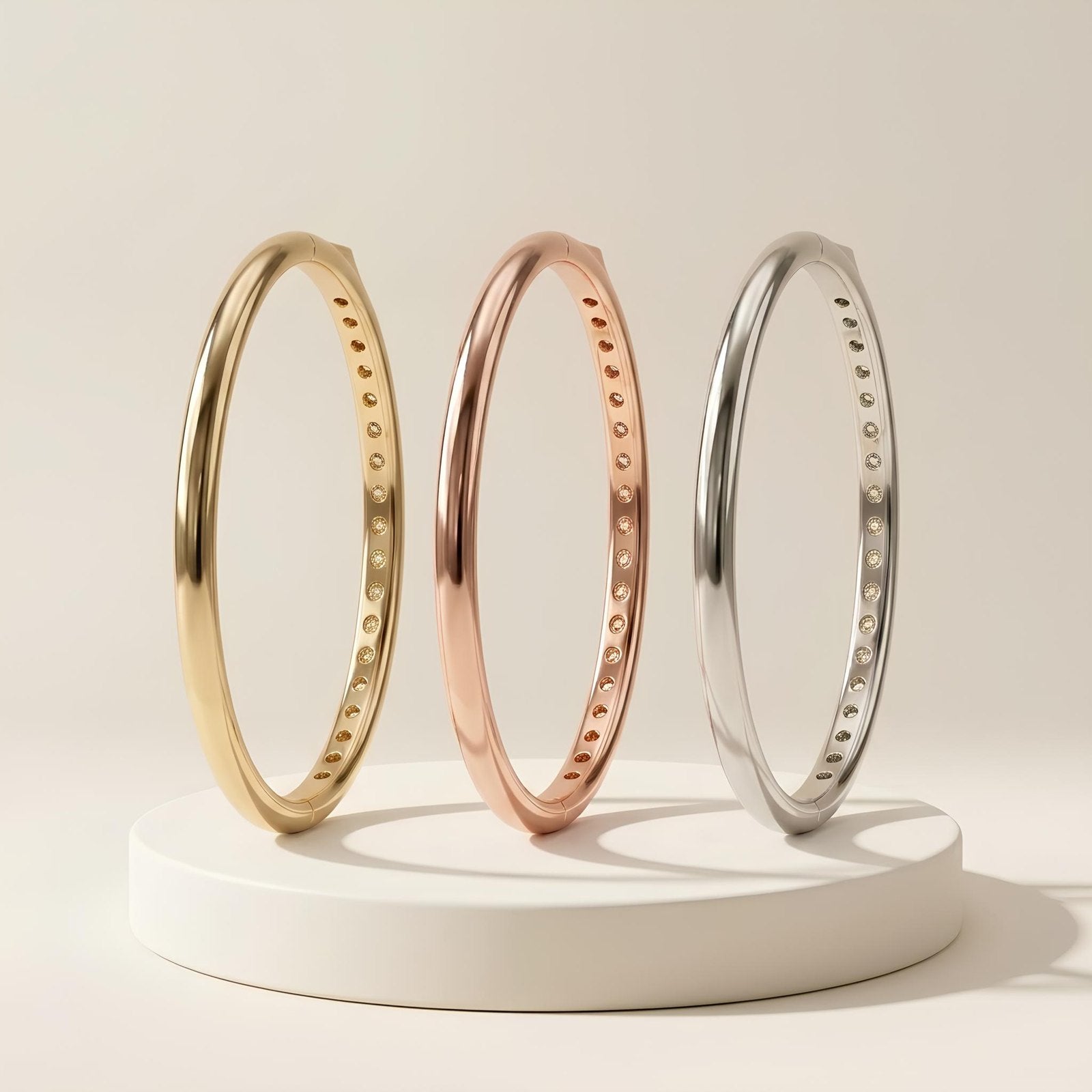 Inner Pave Hinged Bangle