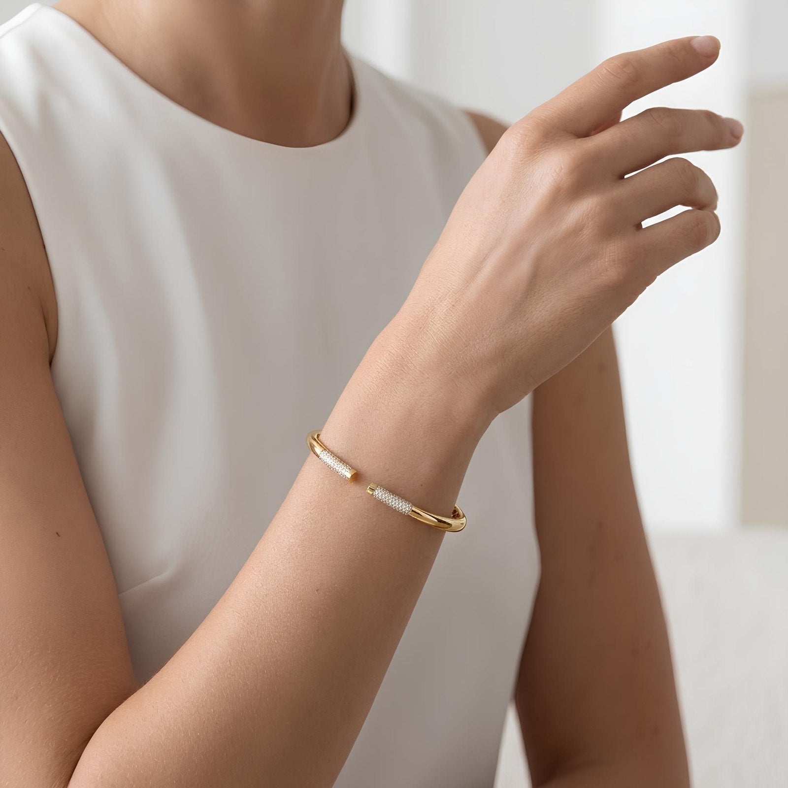 Slim Pave Bar Bangle