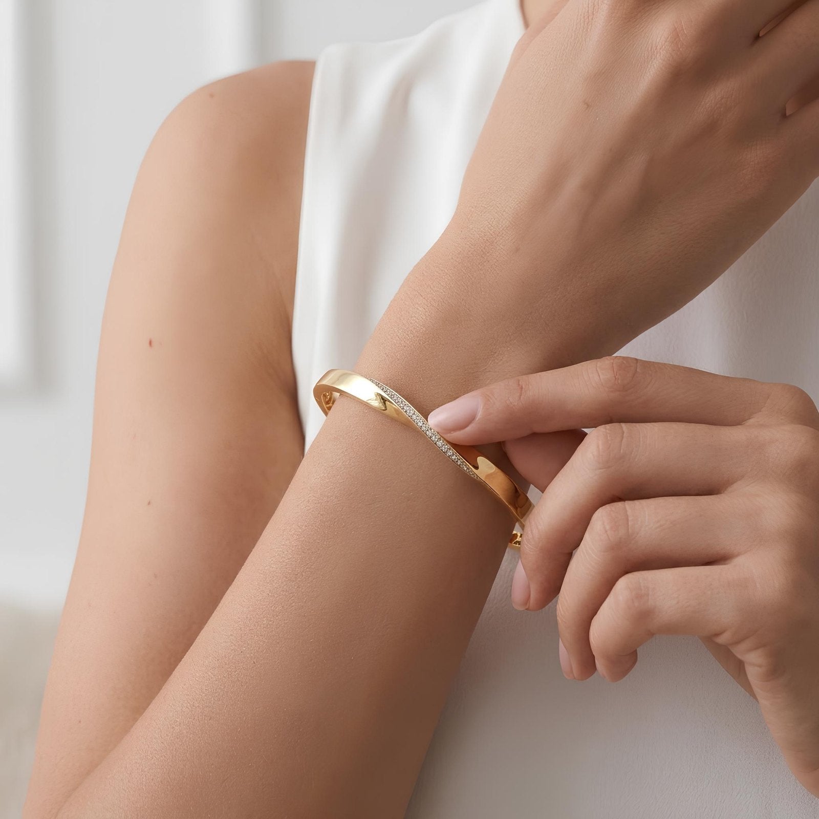 Twisted Pave Crossover Bangle