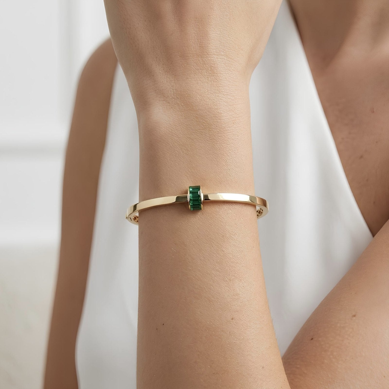 Baguette Zircon Bangle