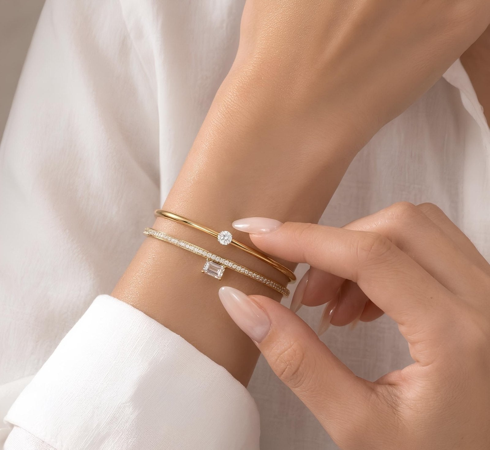 Solitaire Bangle