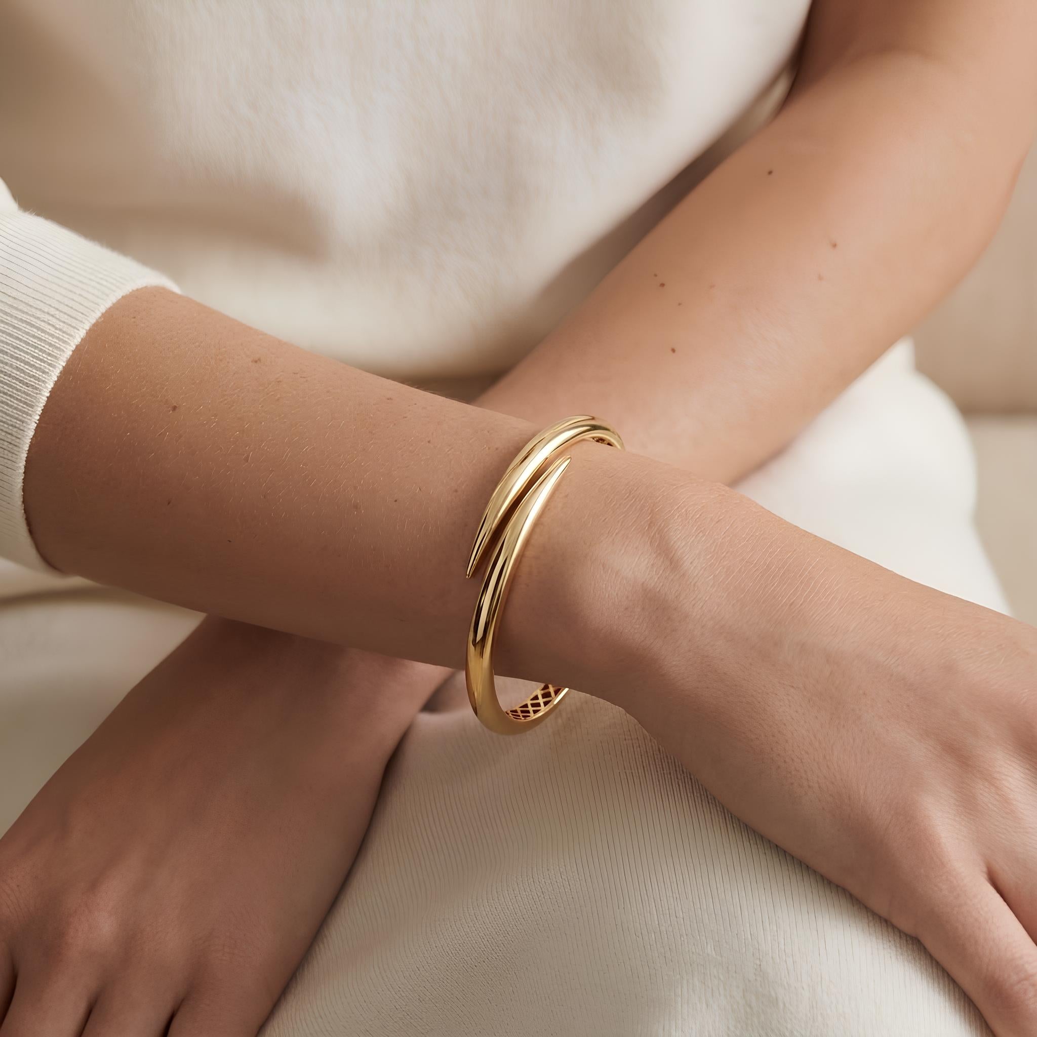 Crossover Cuff