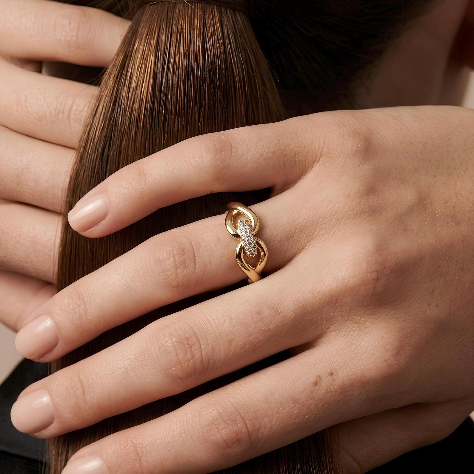 Pave Link Ring