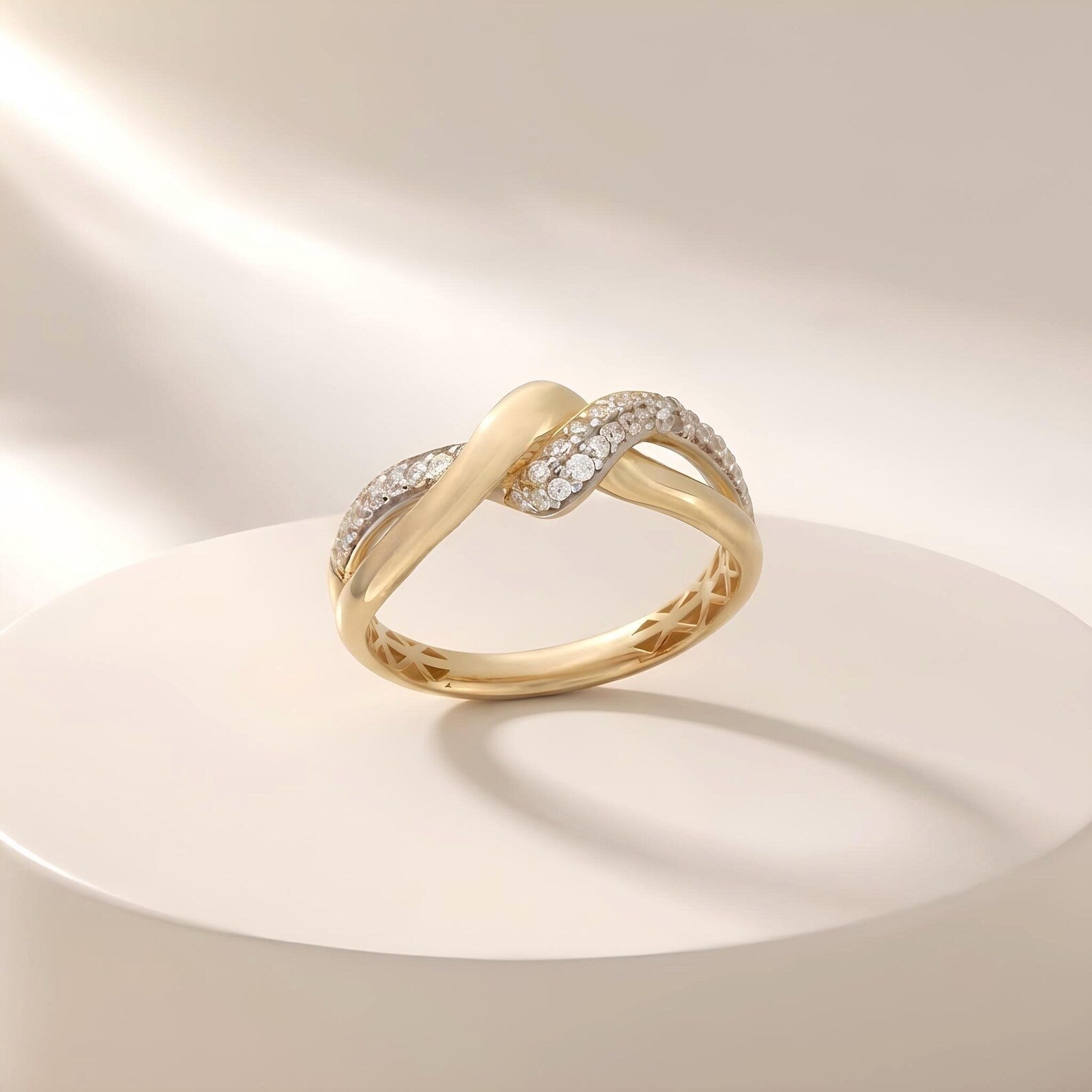 Twist Pave Ring