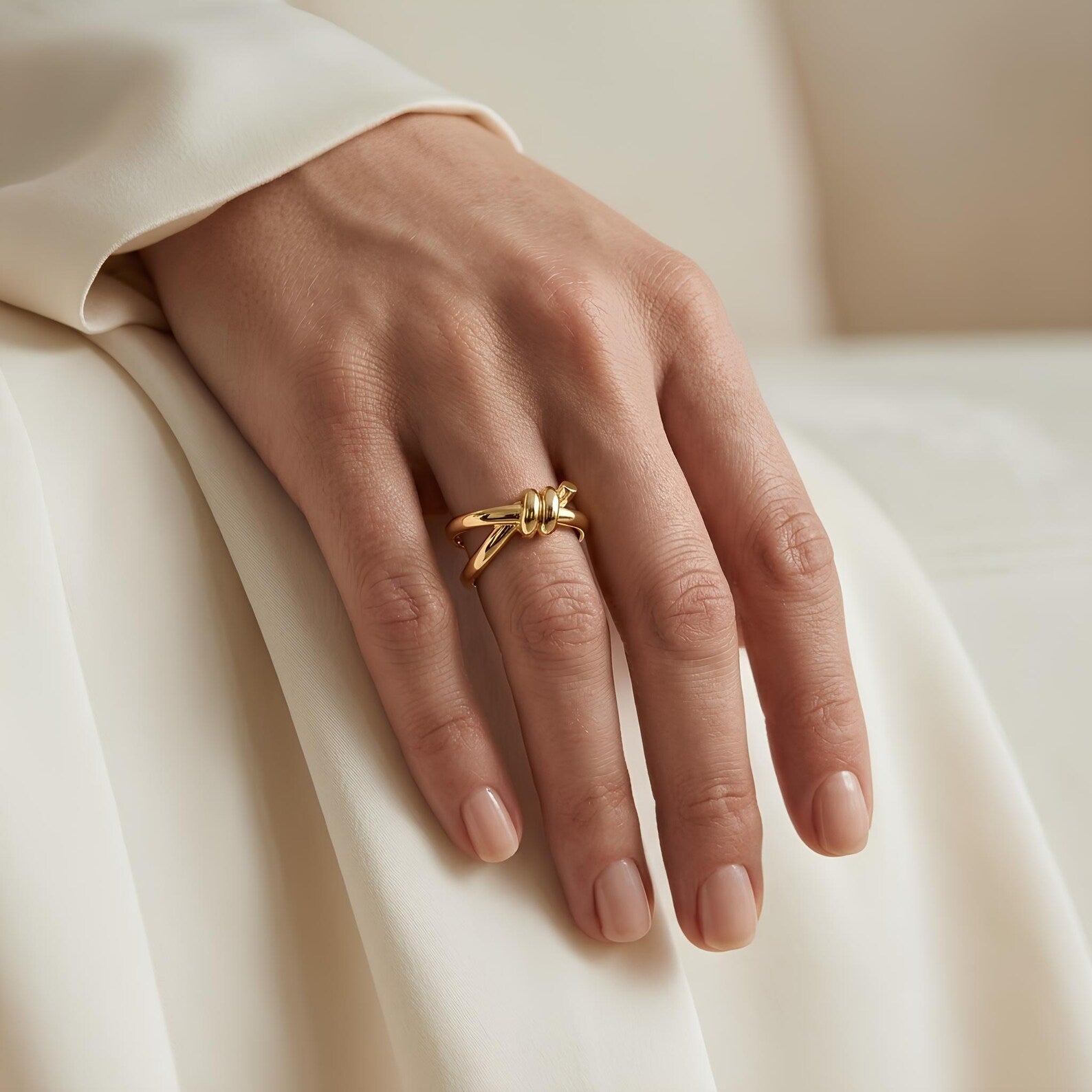 Knot Ring