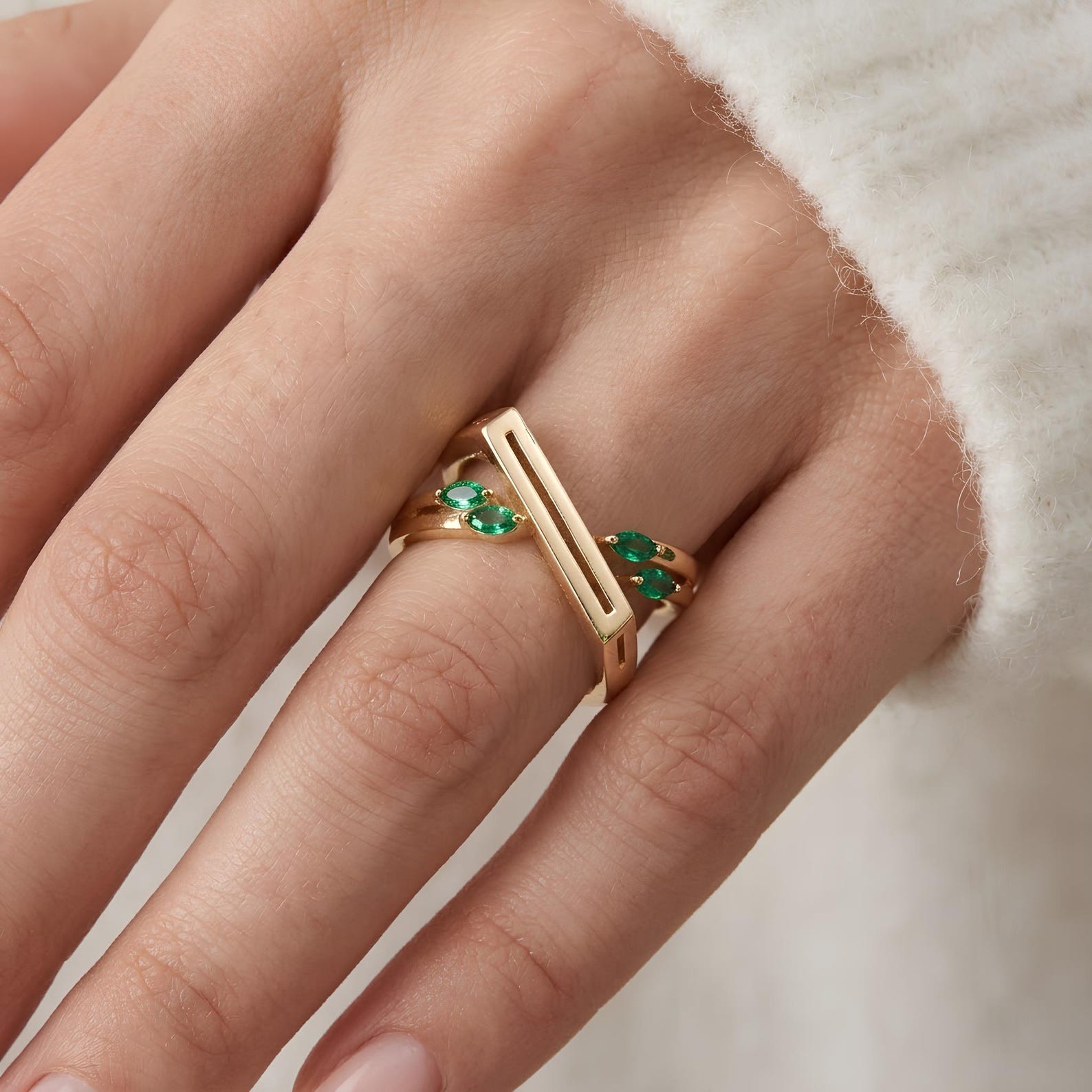 Emerald Bar Ring