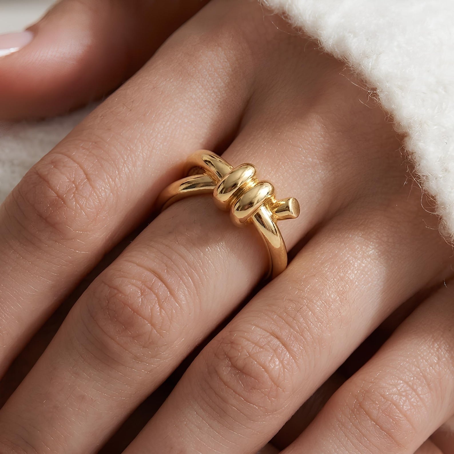 Knot Ring