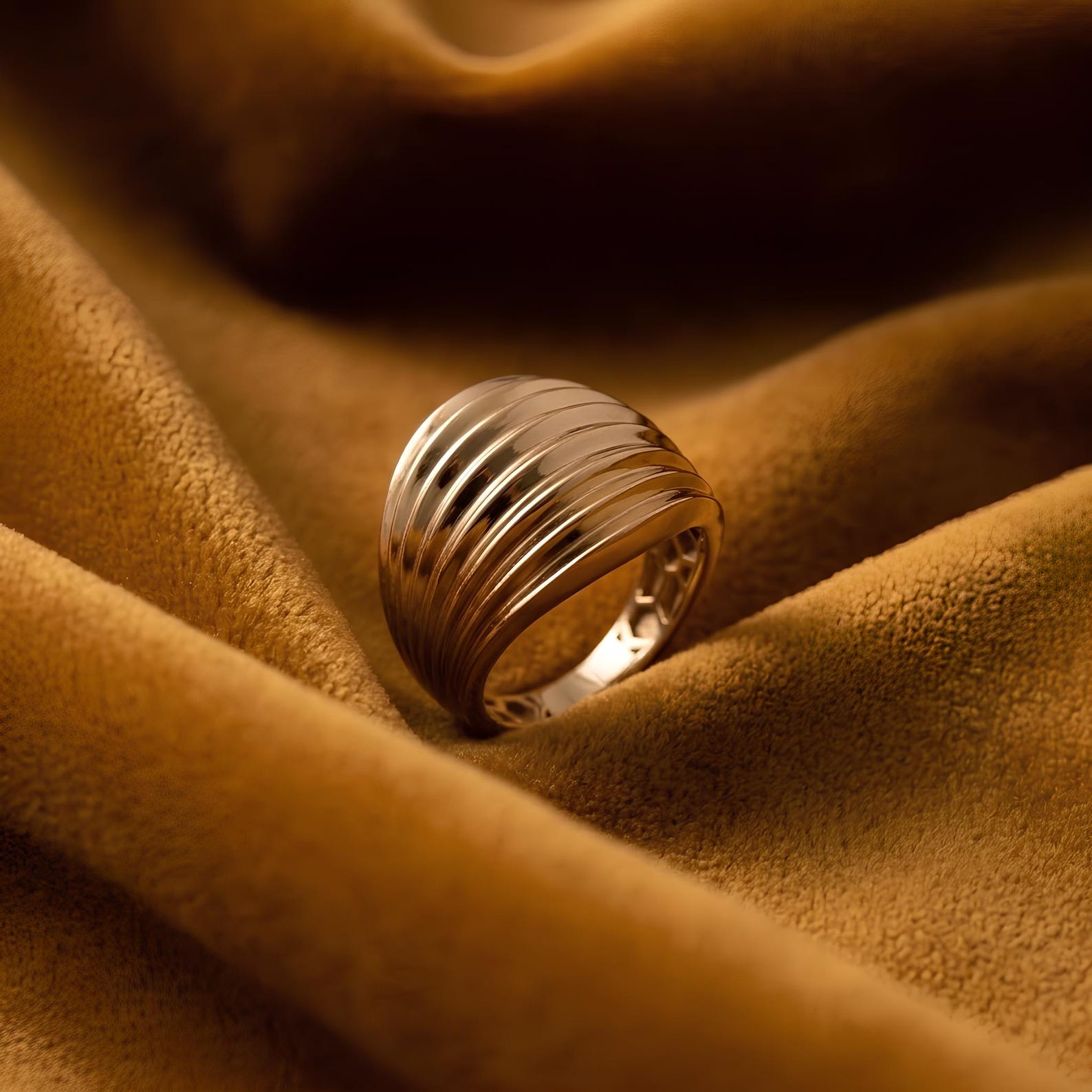 Ribbed Dome Ring