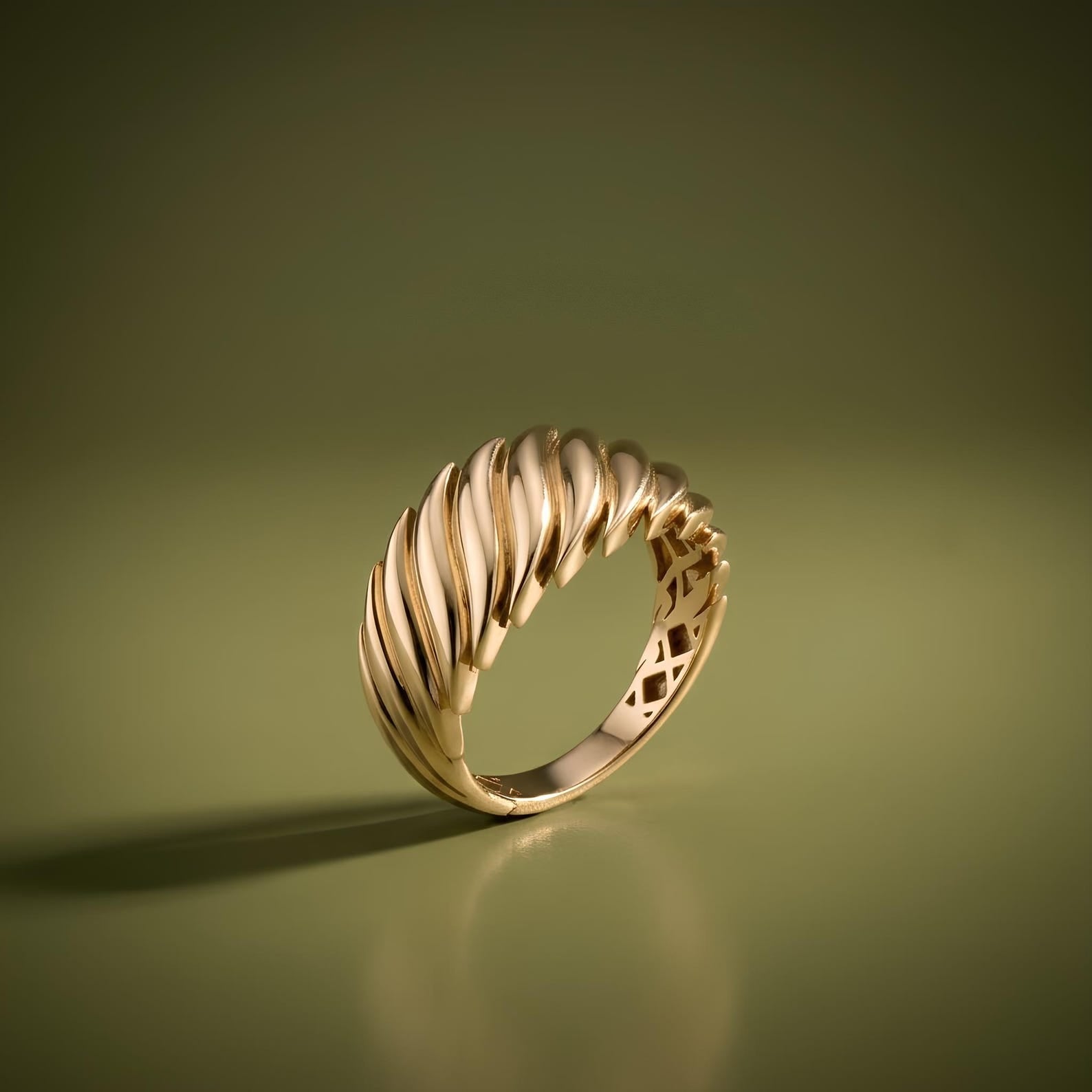 Croissant Ring